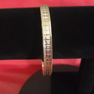 Elegant Gold Bangle Bracelet